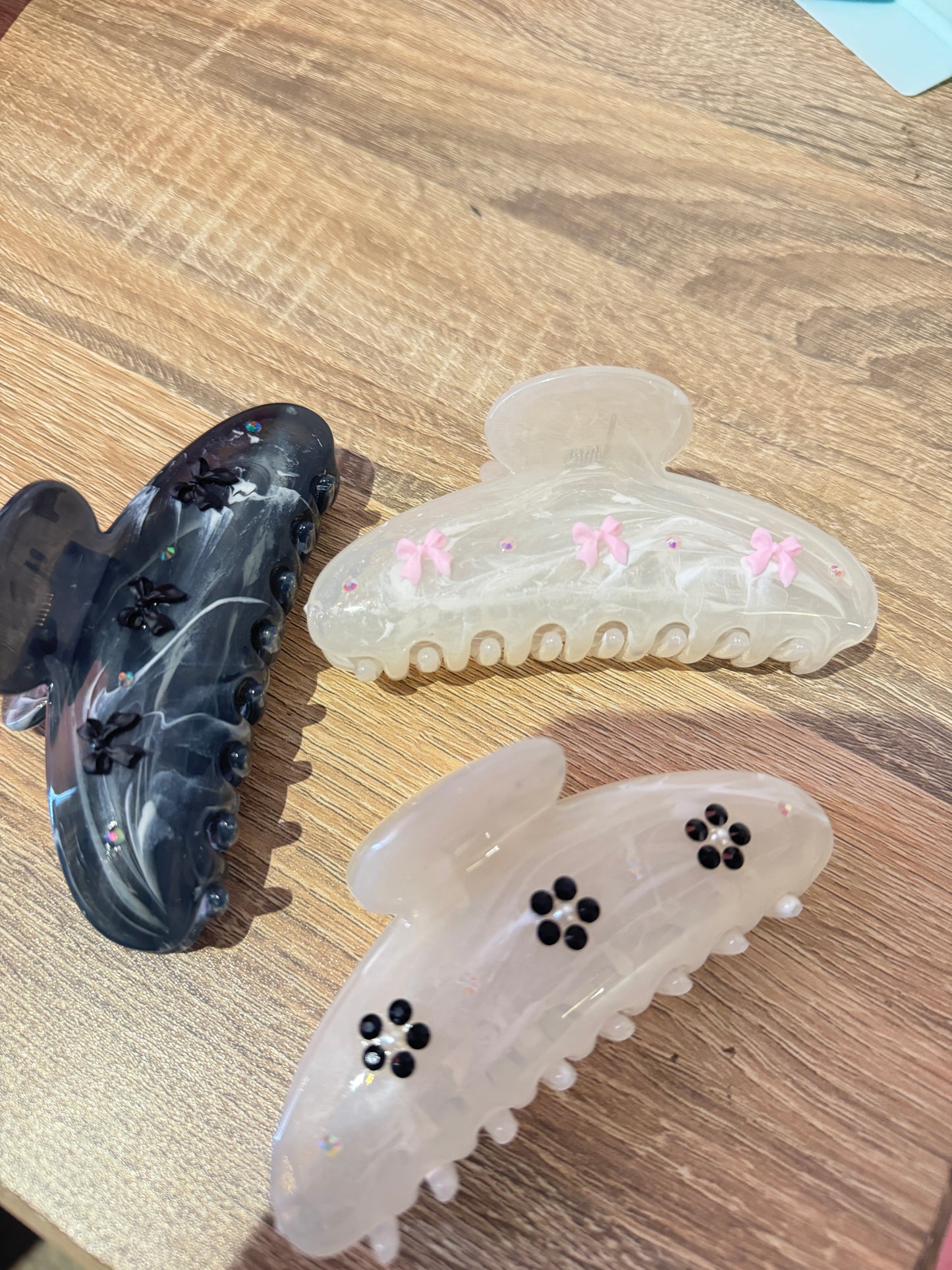 Rhinestone/ Bow Charms Customization ONLY (For Marble Acetate Hair Claws)
