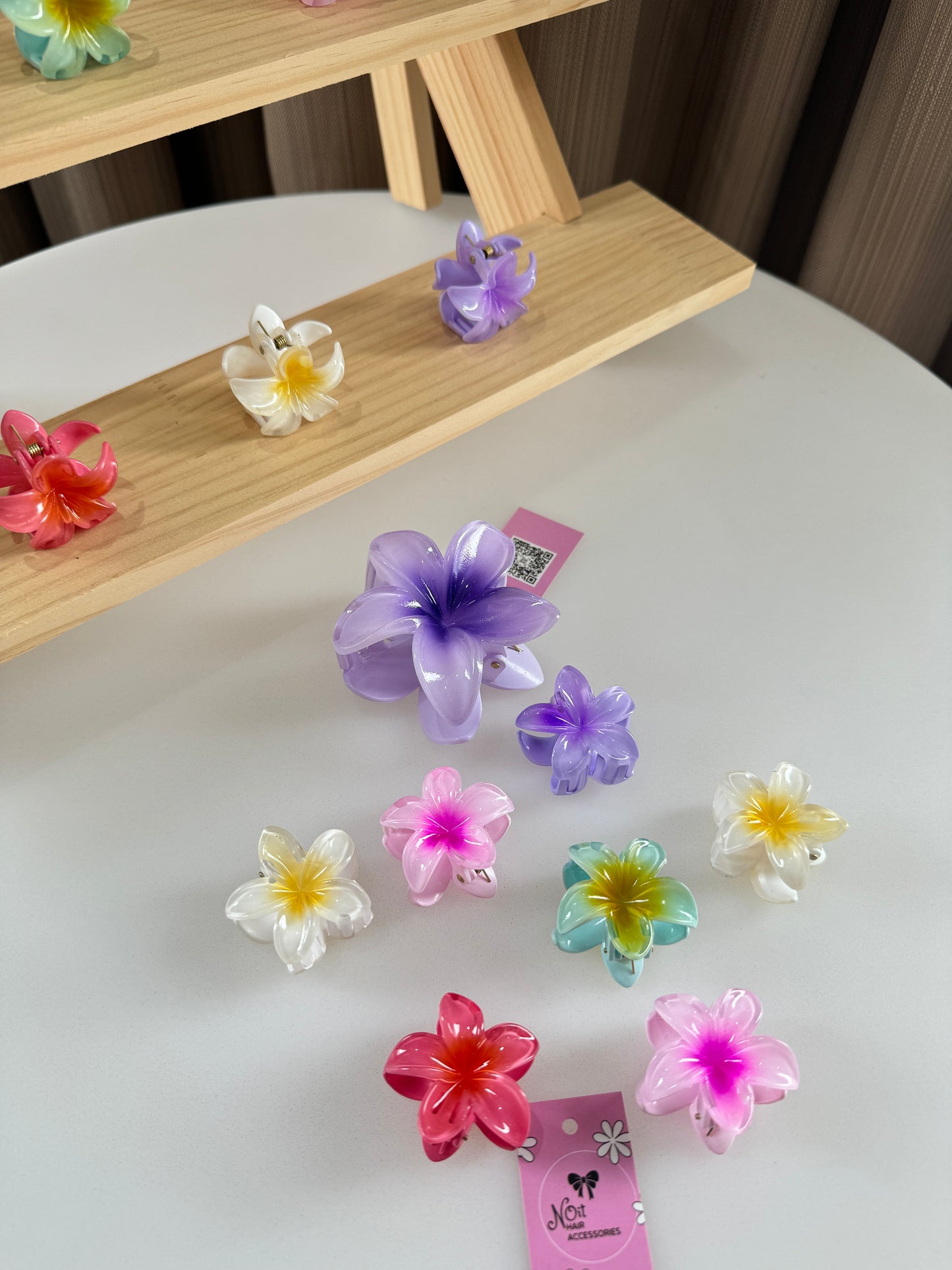 Mini Flower Bloom Hair Claw 4cm