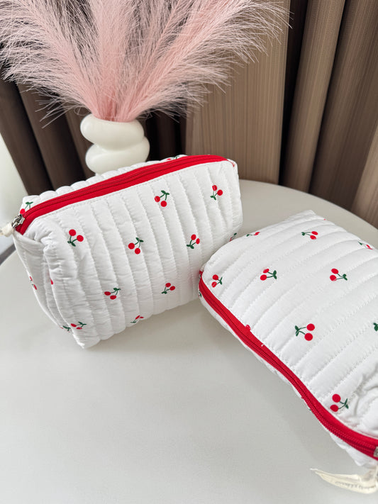 Cherry Storage Bag Measuring 22cm by 16cm by 8cm