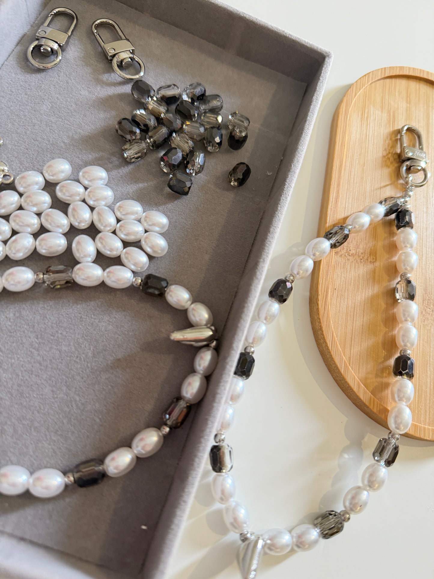 Midnight Pearl Lanyard