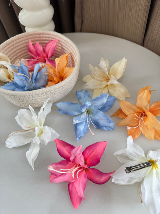 Lily Floral Hair Clips