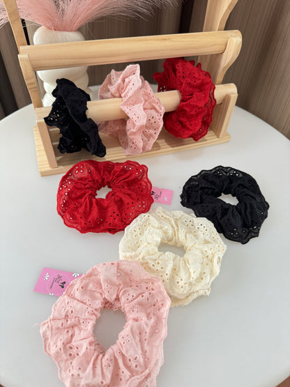 Lace me up Scrunchies