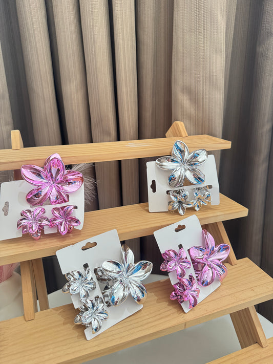 Metallic Flower Hair Claw Set